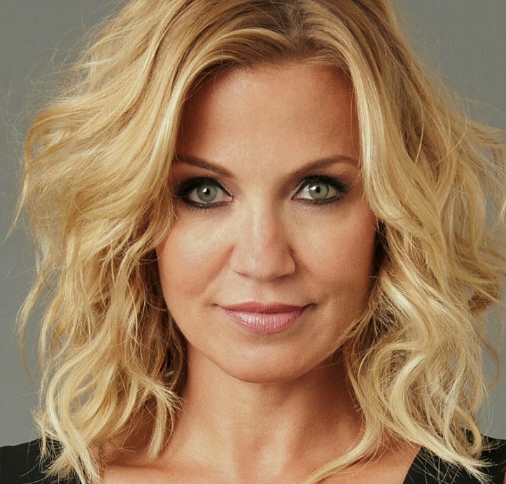 Michelle Beadle-Age, Kids, News, TV Shows, Husband, Height, Net Worth